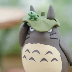 Kumukumu 3D Puzzle Totoro Gris avec feuille - Mon Voisin Totoro