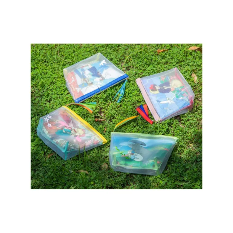 Pochette transparente brodée - Le Château dans le ciel