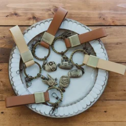 Porte Clés Cuir Jiji – Kiki la petite Sorcière