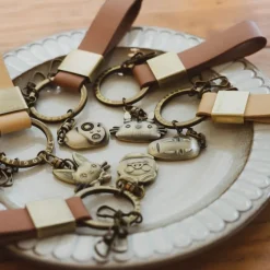 Porte Clés Cuir Jiji – Kiki la petite Sorcière