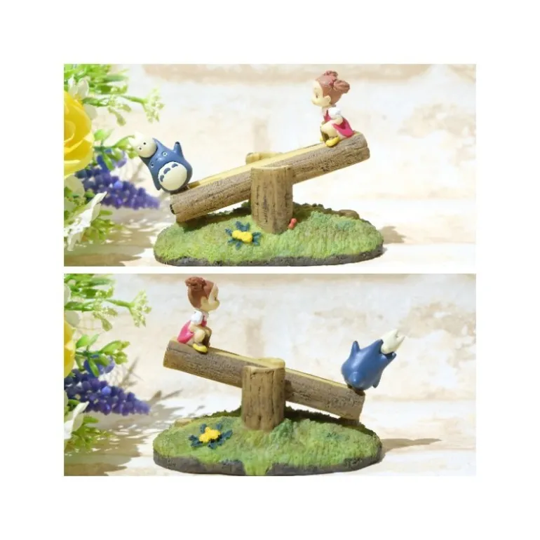 Statue Balancoire Mei Et Totoro Bleu Et Blanc - Mon Voisin Totoro