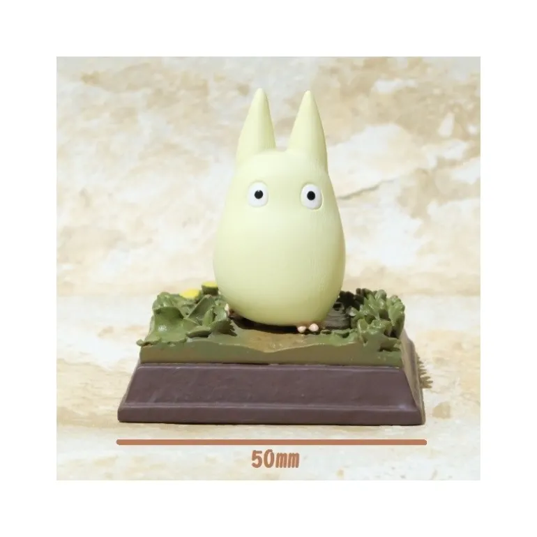 Statue Collection Stop Motion Totoro Blanc Course Pose 1 - Mon Voisin