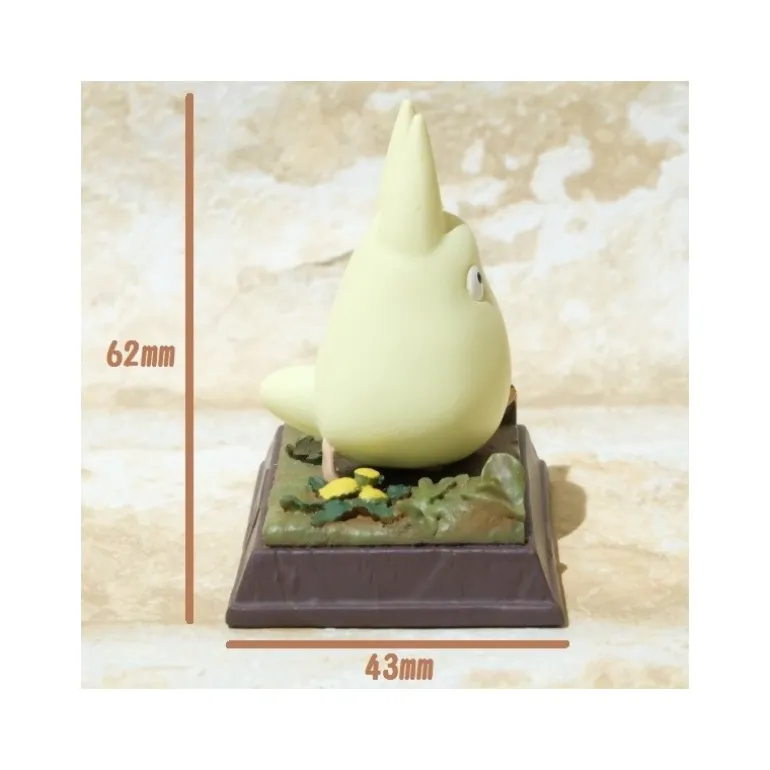 Statue Collection Stop Motion Totoro Blanc Course Pose 1 - Mon Voisin