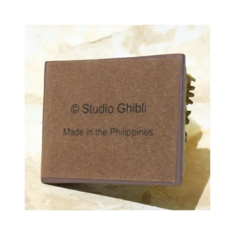 Statue Collection Stop Motion Totoro Blanc Course Pose 1 - Mon Voisin